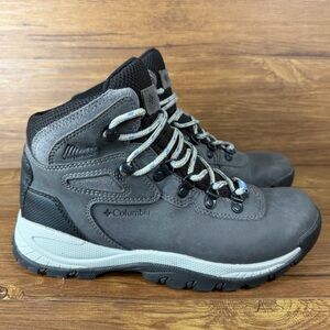 Columbia Women's Newton Ridge Plus‎ Waterproof Boots Size 7 Shoes Hiking